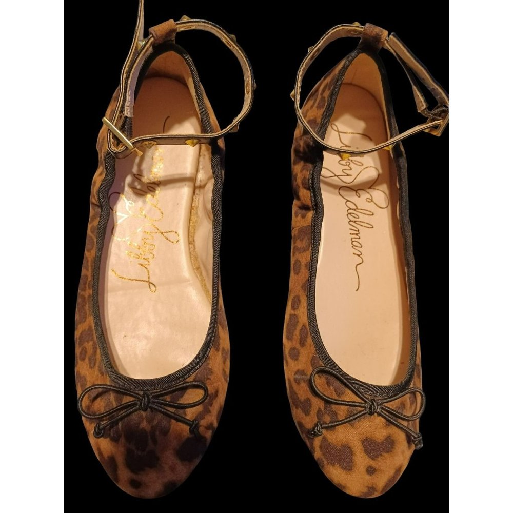 Libby Edelman animal print flats in size 7